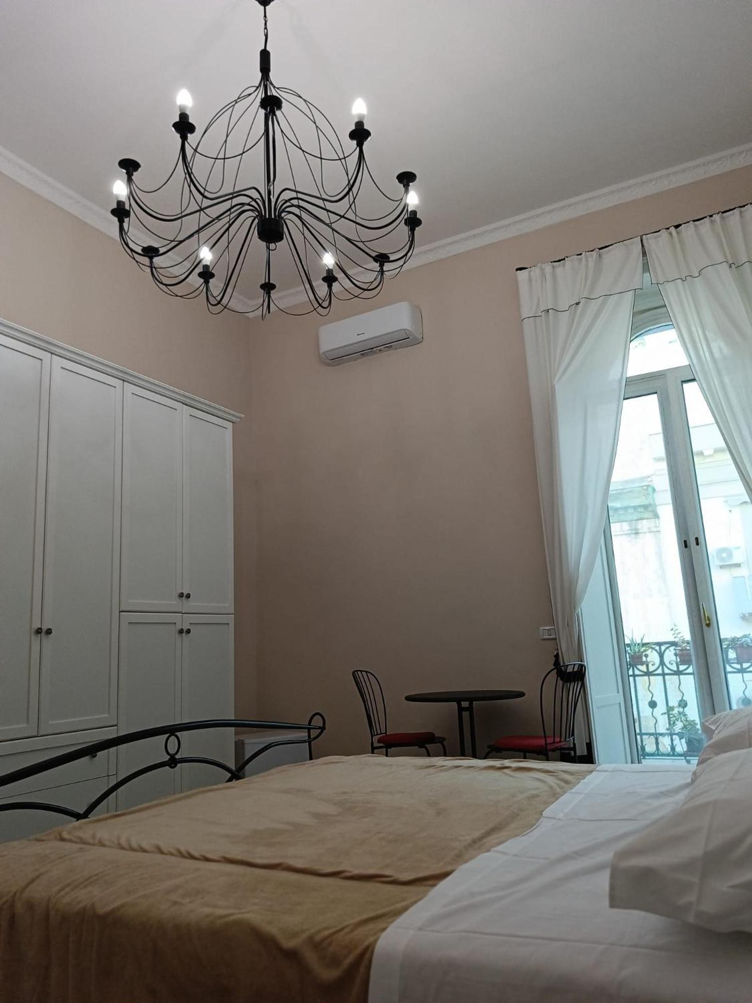 B&B Liberty House Napoli Eksteriør billede