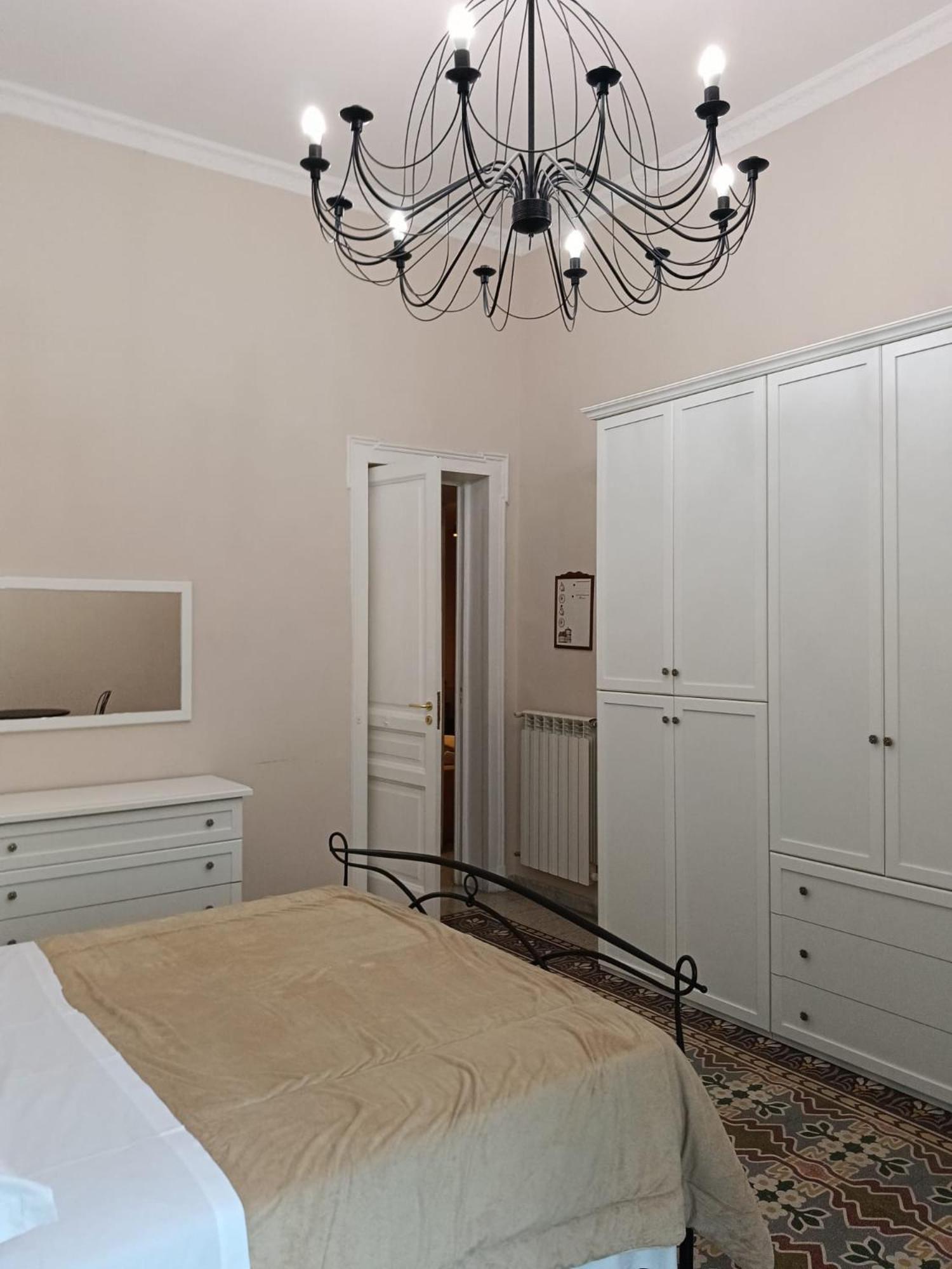 B&B Liberty House Napoli Eksteriør billede